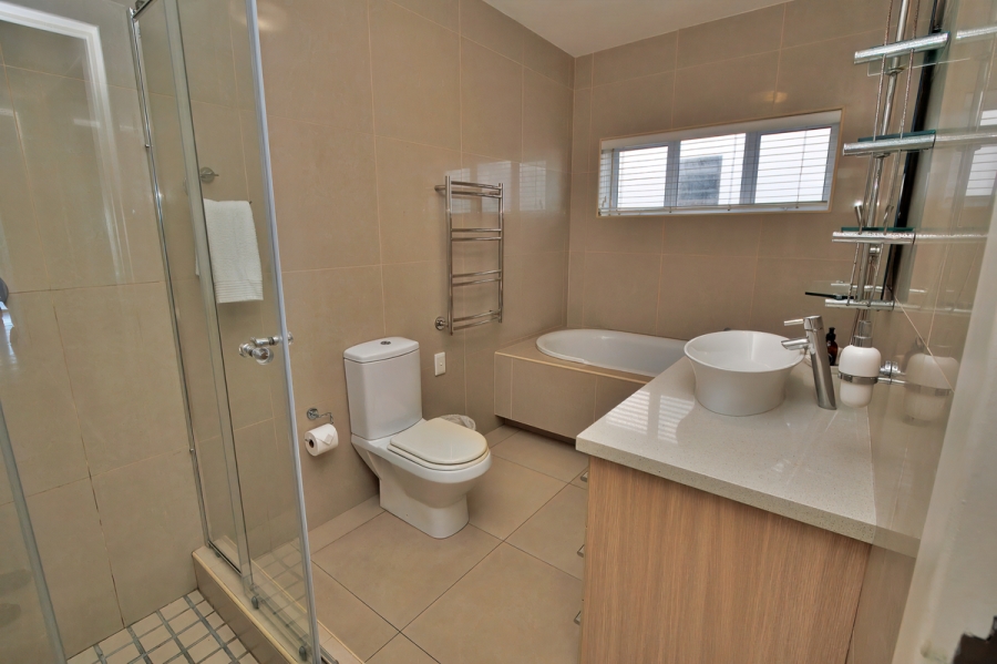4 Bedroom Property for Sale in Stilbaai Oos Western Cape